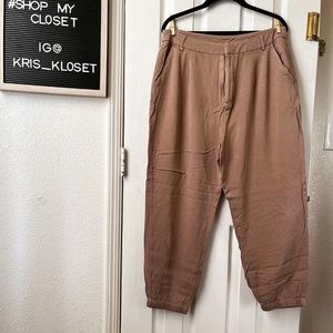 Kakhi jogger pants